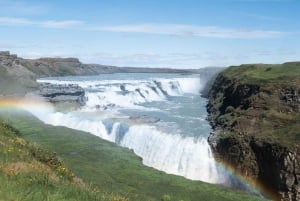 From Reykjavík: Golden Circle & Laugarás Lagoon Minibus Tour