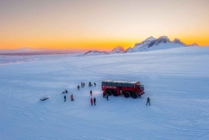 Au départ de Reykjavik : Cercle d'Or + excursion en monster truck sur un glacier