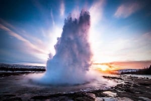 Reykjavik: Privat Golden Circle & Secret Lagoon Tour