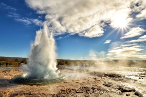 Von Reykjavik aus: Golden Circle & Secret Lagoon Guided Tour