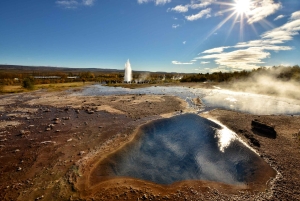 Von Reykjavik aus: Golden Circle & Secret Lagoon Guided Tour