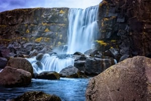 Från Reykjavik: Gyllene cirkeln & Sky Lagoon privat dagstur