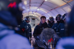 Fra Reykjavik: Golden Circle Super Jeep & Snowmobiling Tour