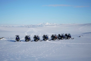 Fra Reykjavik: Golden Circle Super Jeep & Snowmobiling Tour