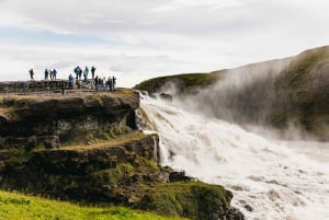 From Reykjavík: Golden Circle Tour and Silfra Snorkeling