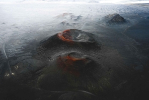 Z Reykjaviku: Wycieczka 4x4 po wyżynach i polach lawy