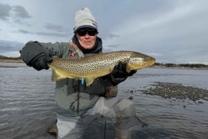 De Reykjavik: Excursão de pesca no lago e no rio