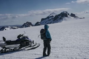 From Reykjavik: Langjökull Glacier Snowmobiling Tour