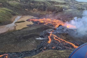 From Reykjavik: New Volcanic Eruption Area Helicopter Tour