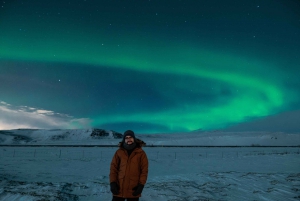 From Reykjavik: Northern Lights Guided Tour with Photos