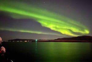 Au départ de Reykjavik : Croisière touristique sur les aurores boréales