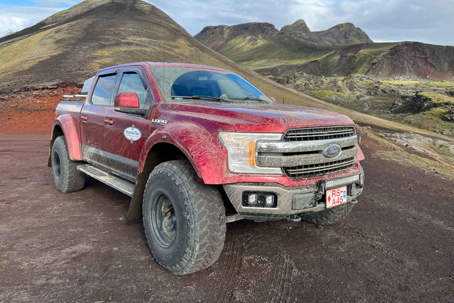 Da Reykjavik: tour privato in jeep Landmannalaugar e Hekla