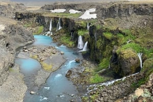 Da Reykjavik: tour privato in jeep Landmannalaugar e Hekla
