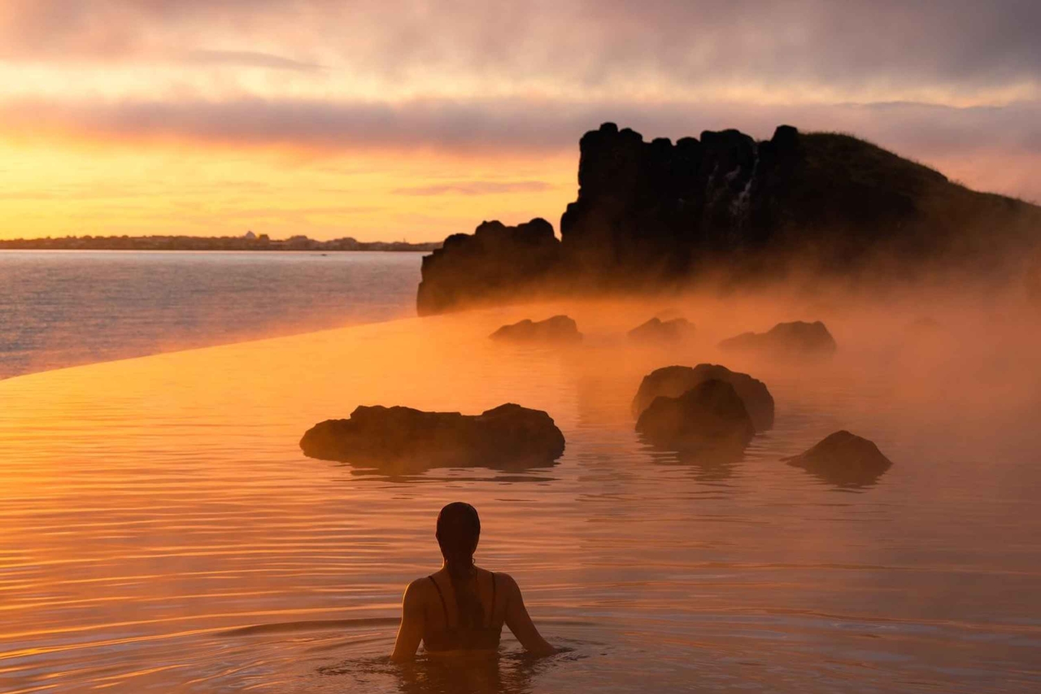 From Reykjavik: Private Return Transfer to Sky Lagoon
