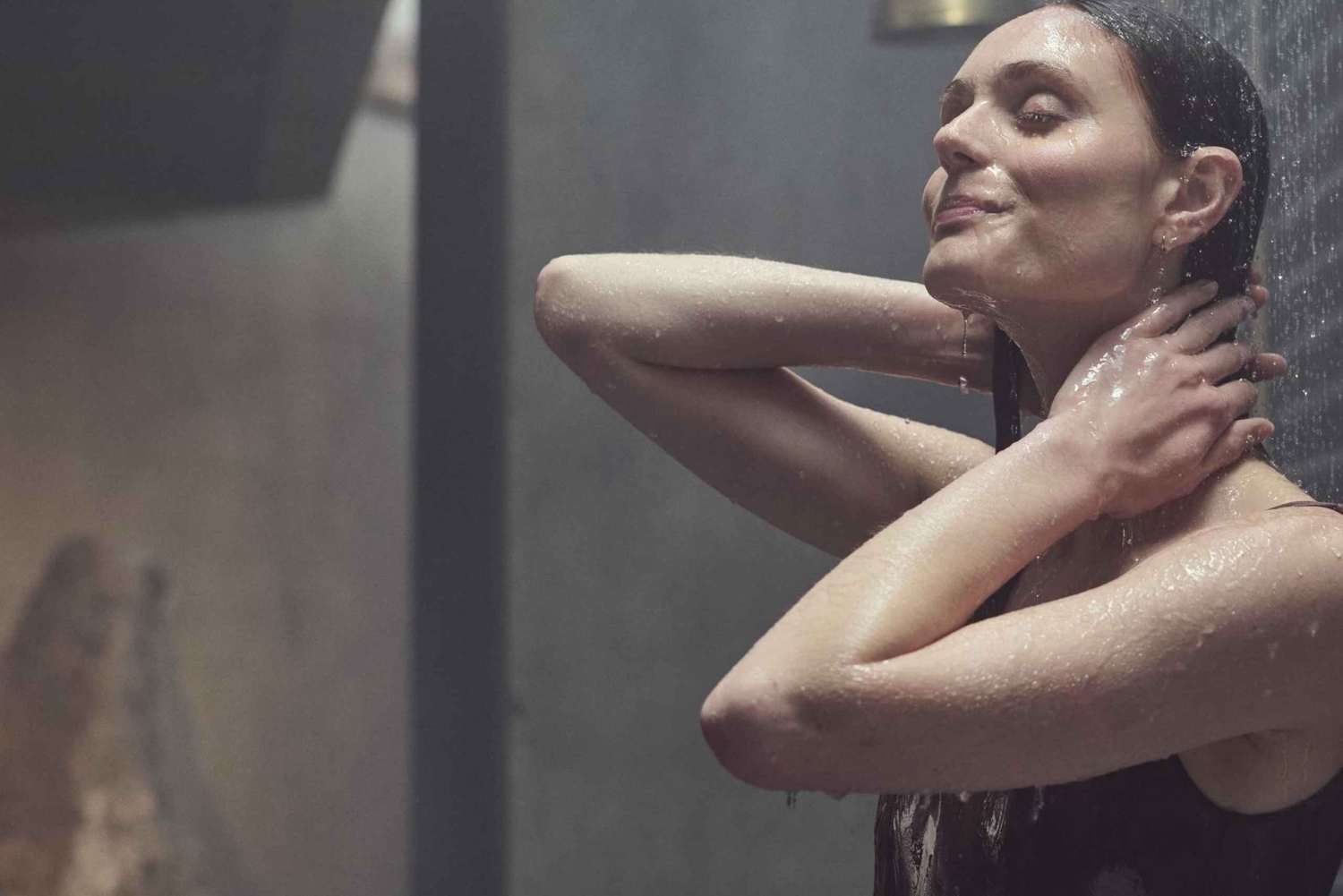 From Reykjavik: Private Return Transfer to Sky Lagoon