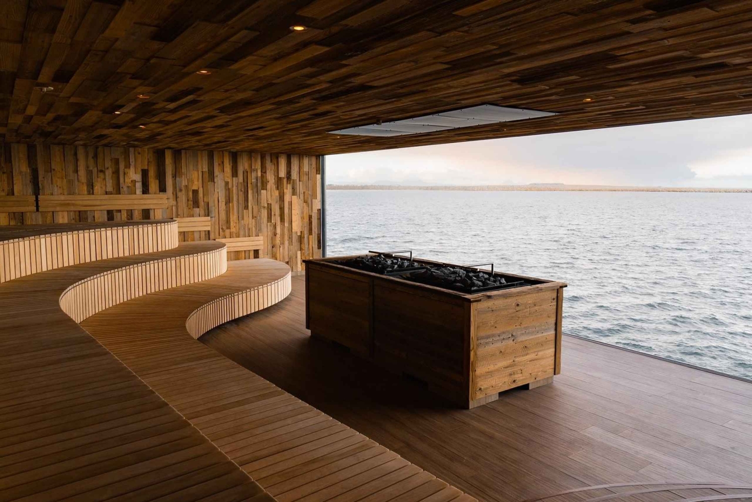 From Reykjavik: Private Return Transfer to Sky Lagoon