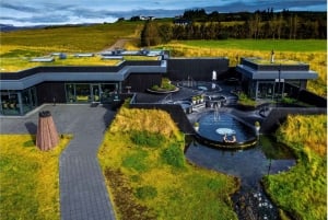 Z Reykjaviku: Prywatna wycieczka Secret Circle Tour z jaskinią Lava Cave