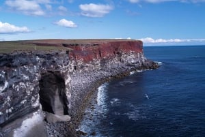 From Reykjavik: Reykjanes Peninsula Day Trip by Super Jeep