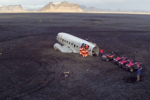 Из Рейкьявика: южное побережье, авиакатастрофа и пляжный тур на квадроциклах