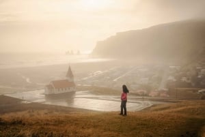 Desde Reikiavik: Excursión por la Costa Sur y Escalada en Hielo con Fotos