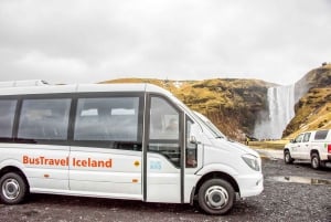 Vanuit Reykjavík: tour waterval zuidkust, zwart zand & ijs