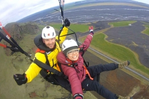 Au départ de Reykjavík : Parapente en tandem et excursion dans le sud de l'Islande