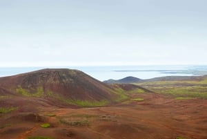 Private Hiking Tour: Volcanic Eruption Site & Reykjanesbær