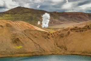 Private Hiking Tour: Volcanic Eruption Site & Reykjanesbær