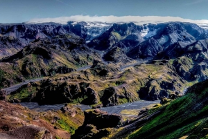 Vom Skogafoss aus: Fimmvorduhals-Wanderung mit 26 Wasserfällen