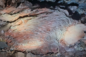 Geologisk lavatunneleventyr - Arnarker-grotten