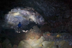 Geologisk lavatunneleventyr - Arnarker-grotten