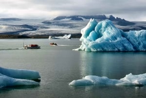 Glacier Lagoon and South Coast. Private Day Tour