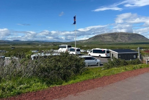 Golden Circle and Fridheimar Greenhouse Private Tour