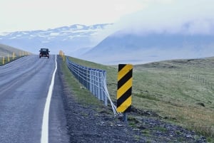 Golden Circle and South Coast Tour with 7+ Great Attractions