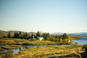 Golden Circle & Blue Lagoon (Premium Entree) - privétour