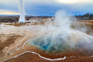 Reikiavik: Golden Circle mit Kerid-Krater in kleiner Gruppe