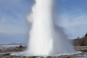 Golden Circle Private Day Tour with Blue Lagoon(Optional)