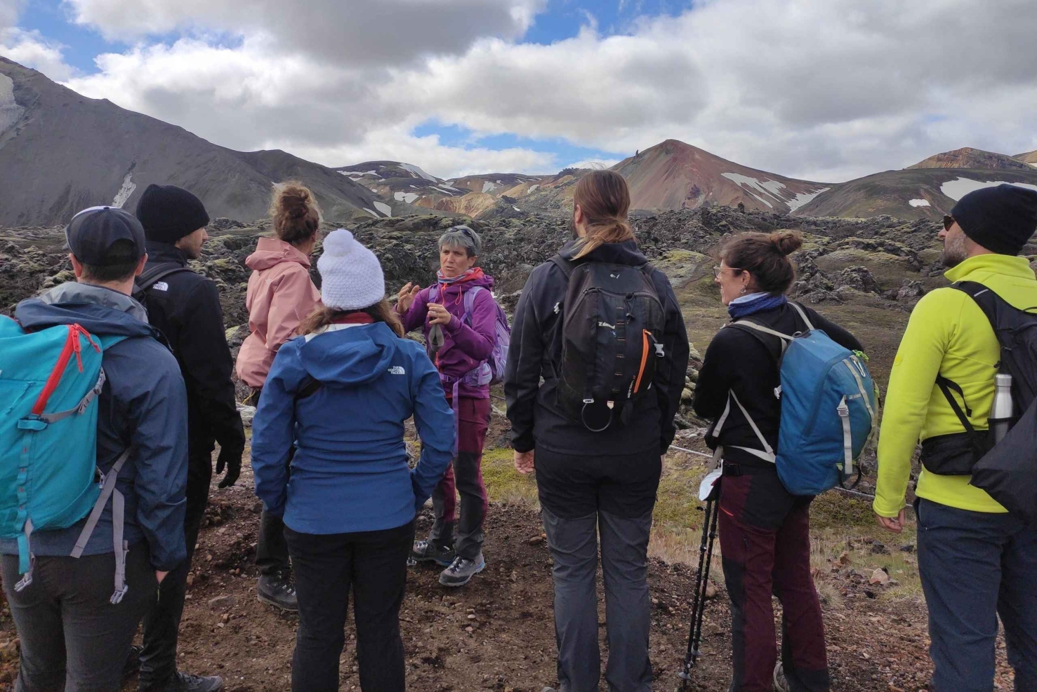 Fottur i høylandet: Landmannalaugar og varme kilder i små grupper