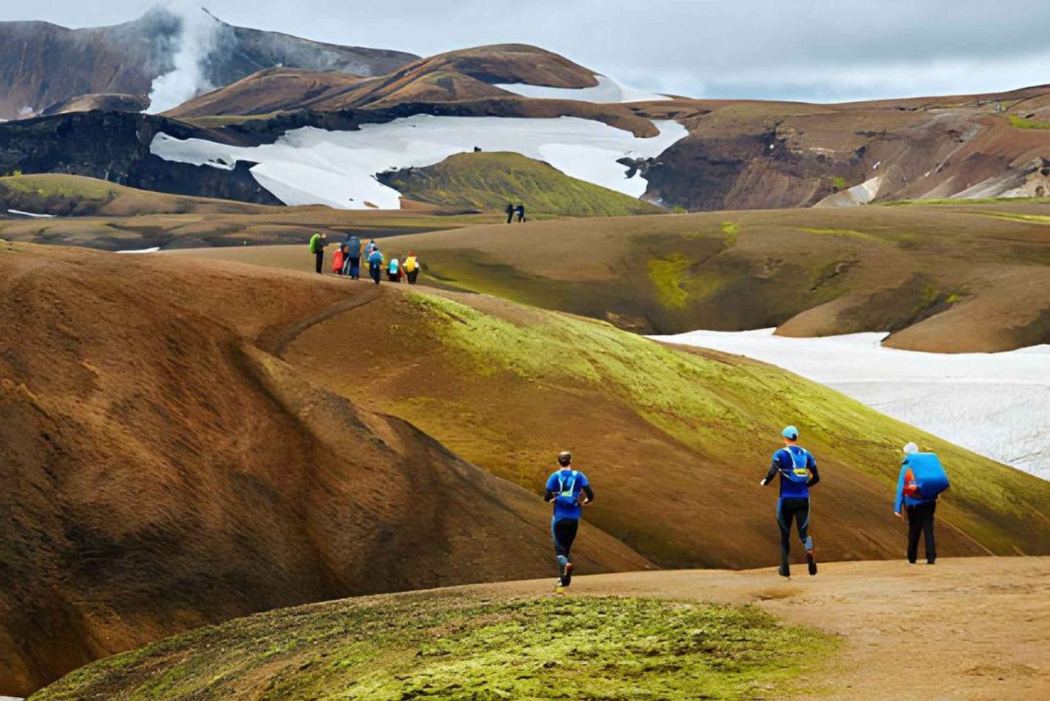 Fottur i høylandet: Landmannalaugar og varme kilder i små grupper
