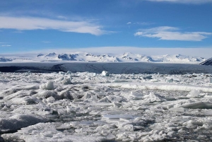 Islandia: tour de invierno de 10 días con alojamiento y comidas