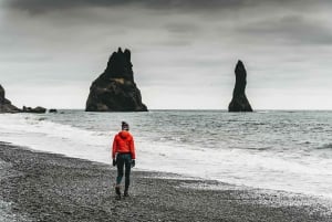 Iceland: Full-Day South Coast, Black Beach & Waterfalls Tour