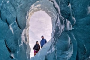 Jökulsárlón: Blue Ice Cave Tour and Glacier Walk