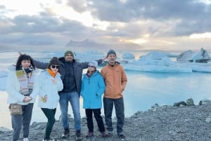 Excursión de un día al Glaciar Flotante de Jökulsárlón y la Playa del Diamante