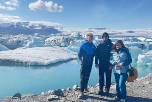 Tour di un giorno del ghiacciaio galleggiante di Jökulsárlón e della spiaggia dei diamanti