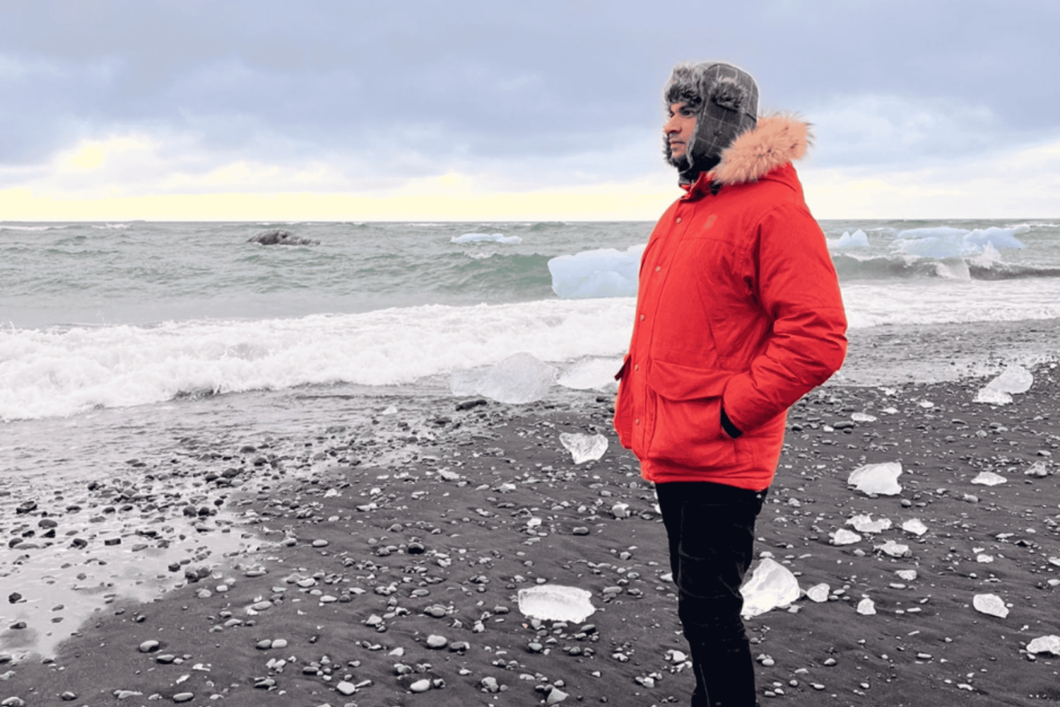 Jökulsárlón Floating Glacier & Diamond Beach Day Tour