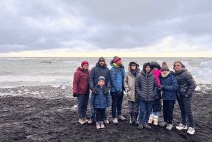 Jökulsárlón Floating Glacier & Diamond Beach Day Tour