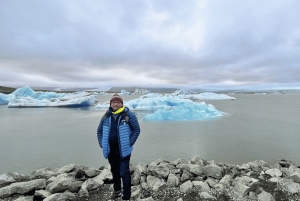 Jökulsárlón Floating Glacier & Diamond Beach Day Tour