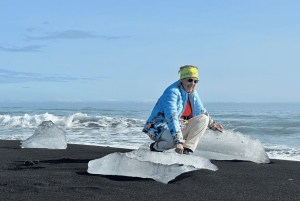 Jökulsárlón Floating Glacier & Diamond Beach Day Tour