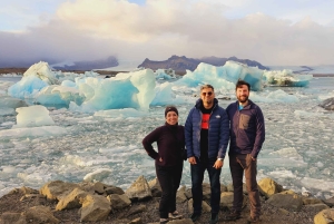 Jökulsárlón Floating Glacier & Diamond Beach Day Tour