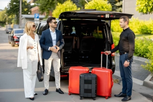 KEF a/desde Reikiavik: Traslado al aeropuerto privado en Islandia